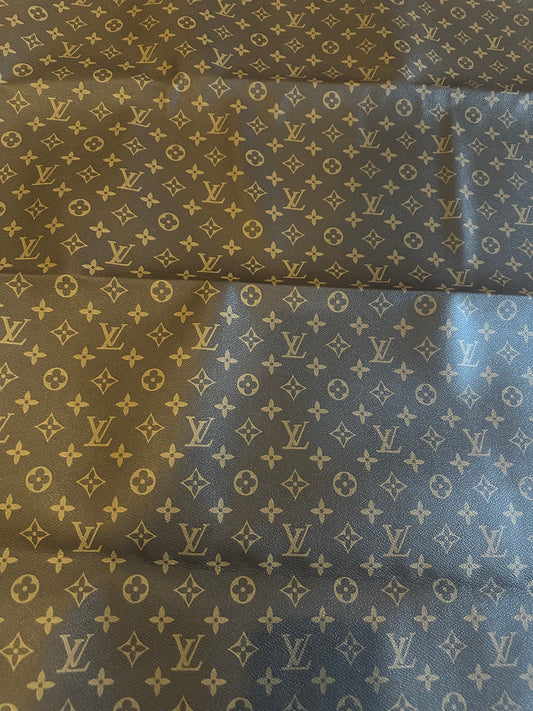 LV  - Custom